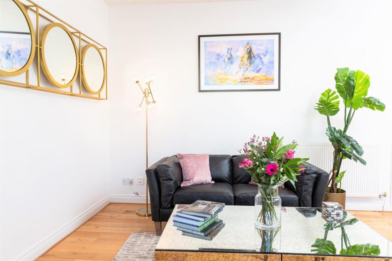 14 Tivoli Mews Apartment