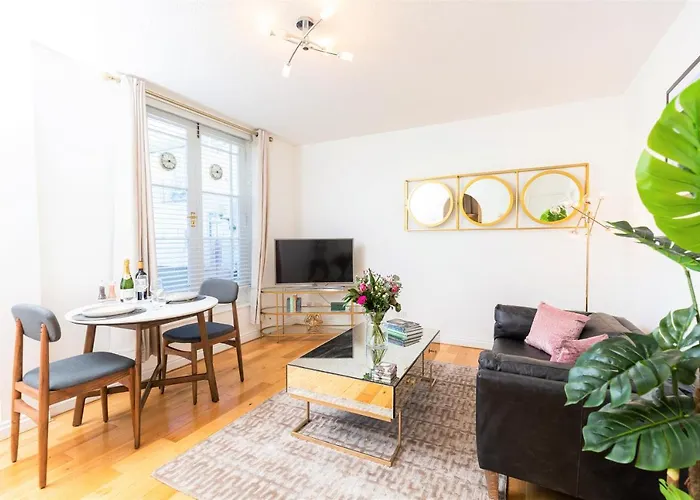 14 Tivoli Mews