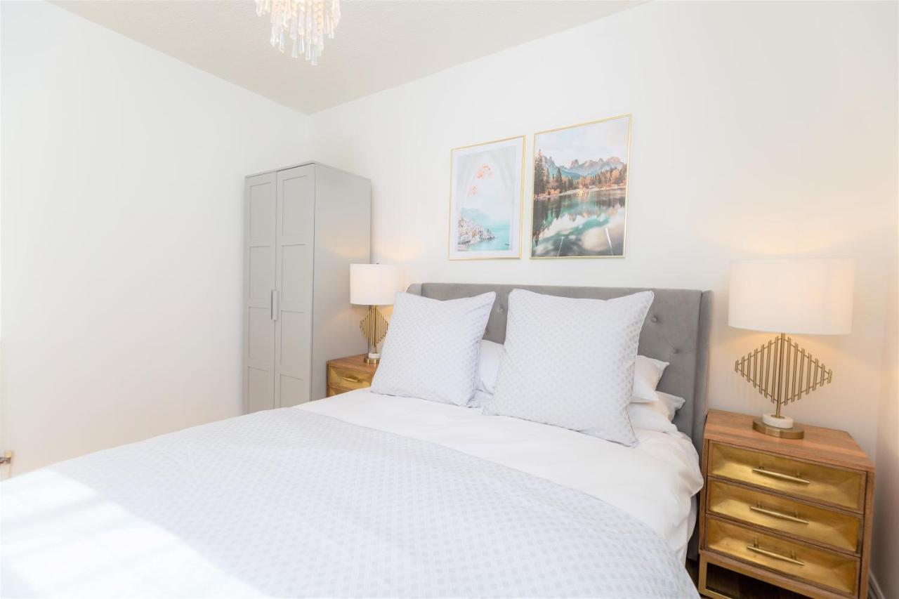 14 Tivoli Mews *